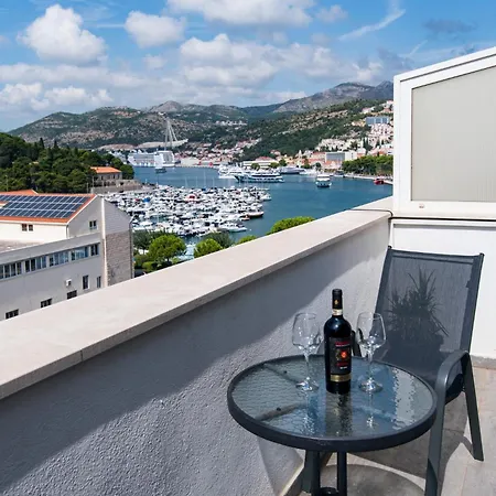 Marina View Апартаменты *